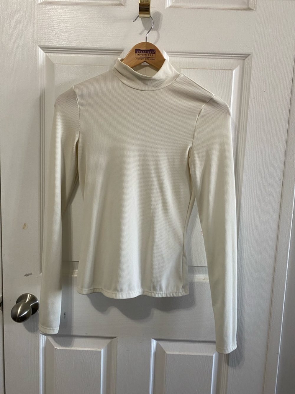 H&M Ribbed Mock Neck Top in Cream - Picture 3 of 7